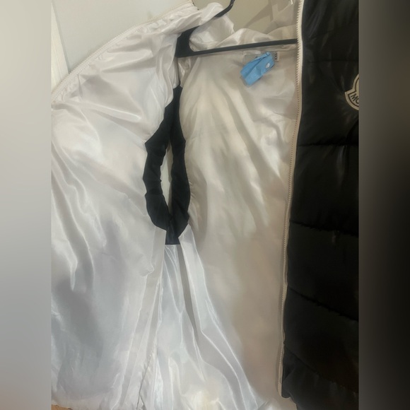 Moncler Vest - Picture 10 of 13